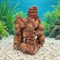 Грот №15 ZooAqua, боковой ракурс каменных колонн и прохода